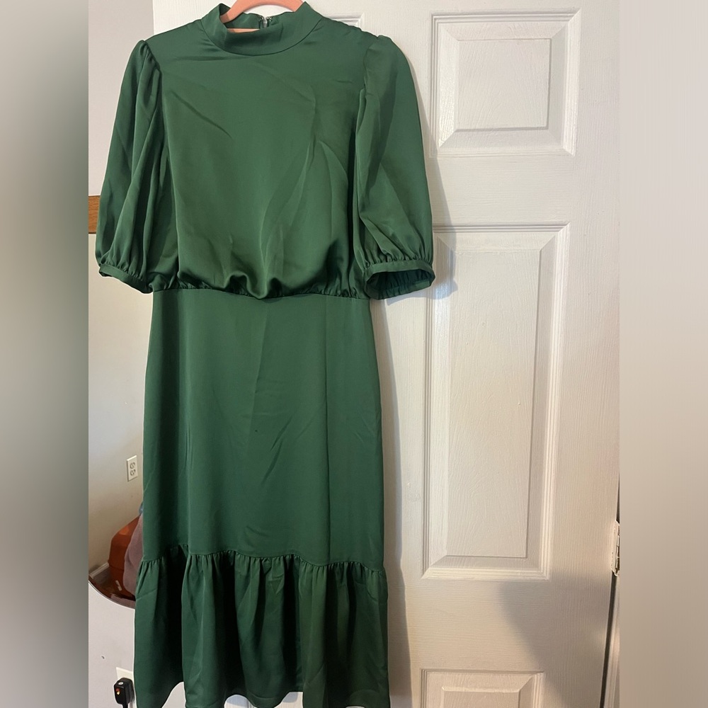 Dress for occasion ! Gorgeous sexy yet modest fit size 6-8